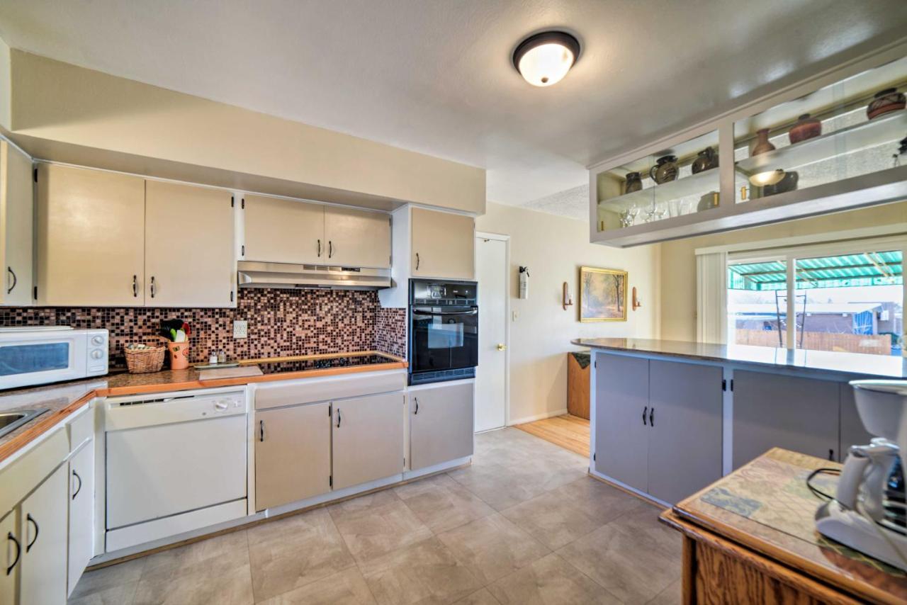 Family-Friendly Cortez Cedar House With Yard! ภายนอก รูปภาพ